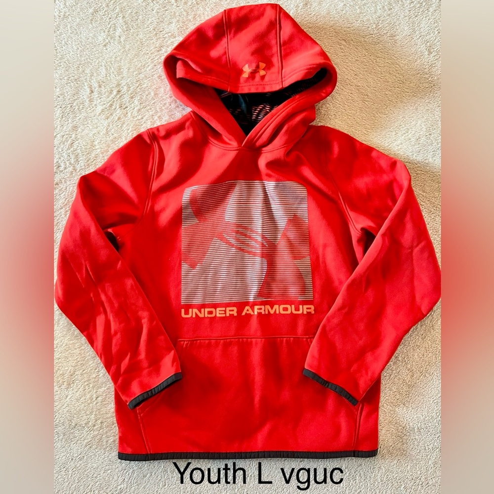 Under Armour Hooded Sweatshirt size YL